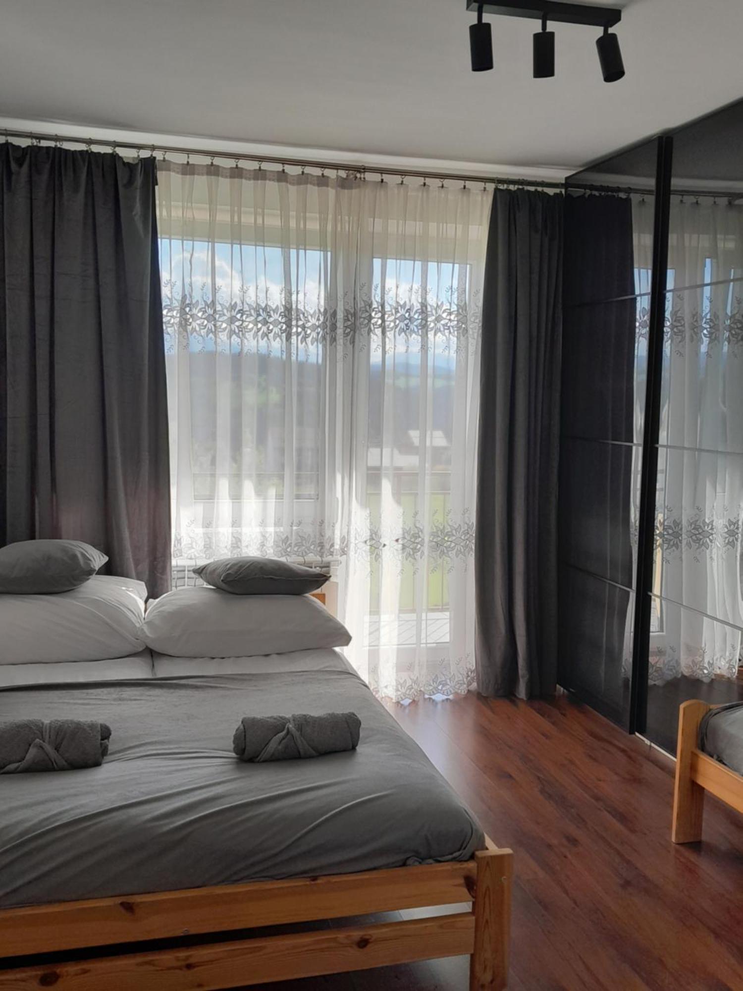 Apartamenty W Pieninach - 2 Sypialnie 스로모프체 비즈네 외부 사진